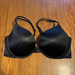 Victoria’s Secret Push-Up Bra Black 38D Underwire Padded Plunge Sexy Lingerie